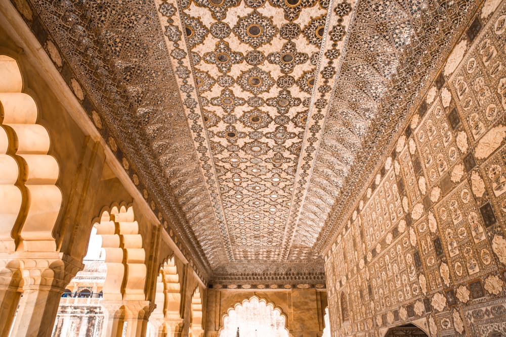 Sheesh-Mahal-Jaipur-00001
