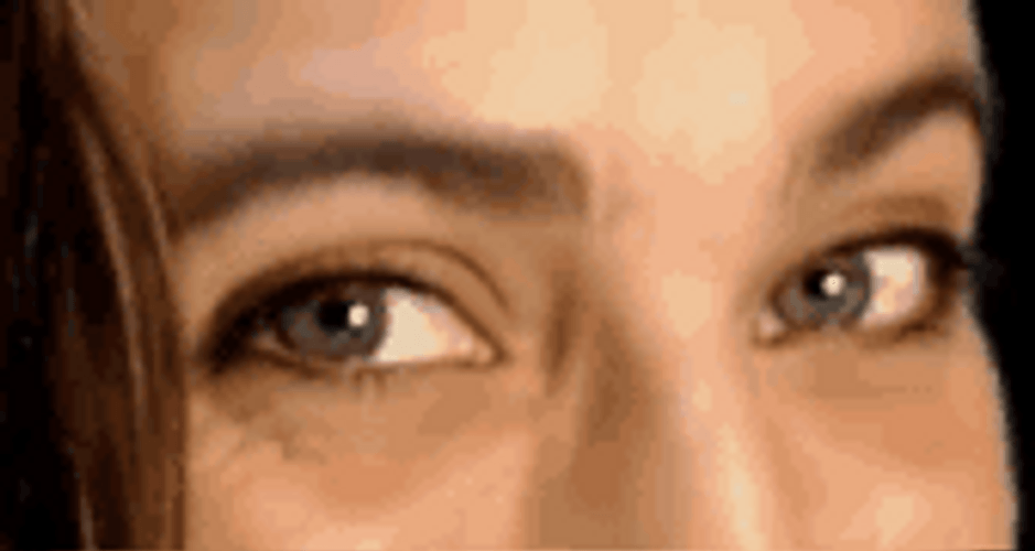 girl-grey-eyes-eyebrow-raise-1i0levp82o8uc9io