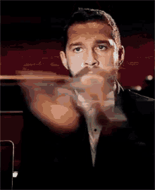shia_labeouf-clap